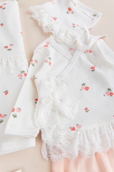 Naturel Çiçek Desenli 8 li Kız Bebek Hastane Çıkşı Bebek Takımı