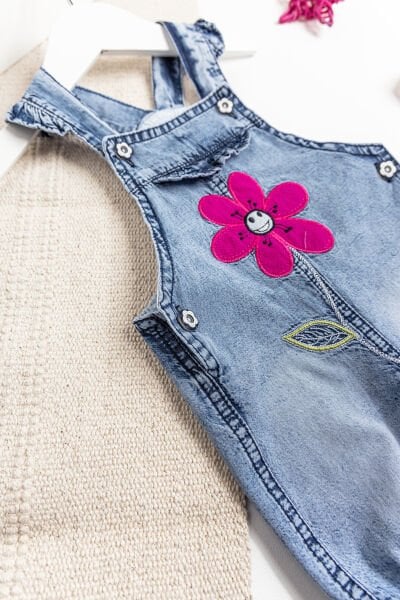 Papatya İşlemeli Denim Kumaş Kız Bebek Salopet Bebek Tulum