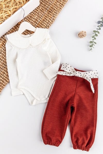 Bebe Yakalı Kendinden Desenli Kız Bebek/Çocuk Pantolonlu Takım