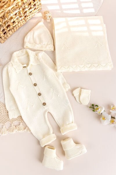 Triko Kız Bebek Hastane Çıkışı  Hediyelik Bebek Seti